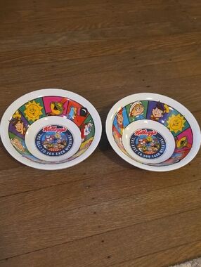 Kellogg's Vintage 1996 Cartoon Cereal Bowls - Colorful Set of 2